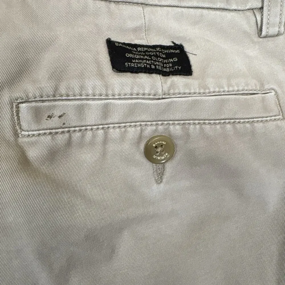 Banana Republic Mens Khaki Chino Pants Classic Fit Cotton Dawson Fit Relaxed
